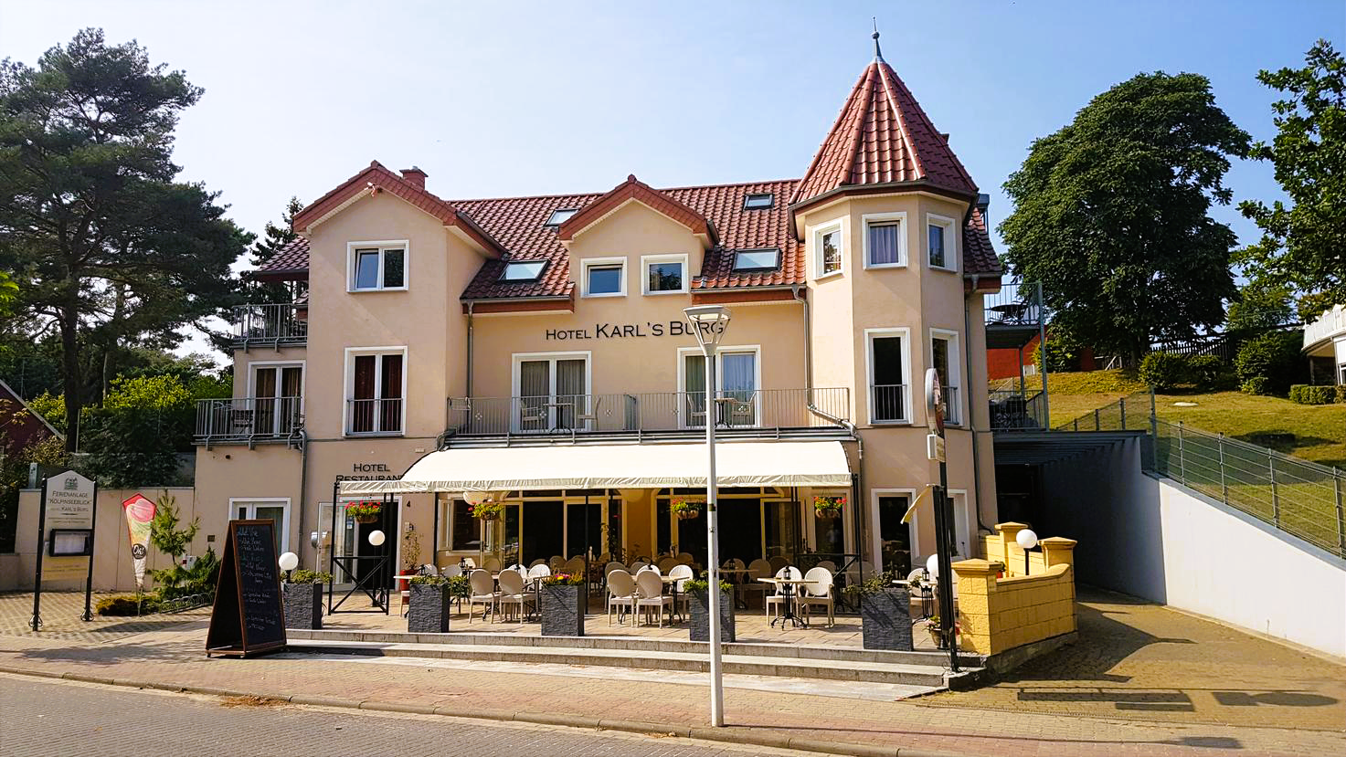 Außenansicht Hotel Karl's Burg